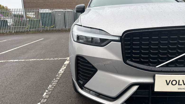 Volvo XC60 2.0 B4D Plus Dark 5dr AWD Geartronic Diesel Estate